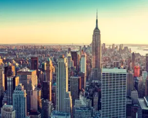 Iconic East Coast Highlights: New York, Philadelphia, Washington D.C., and Niagara Falls Tour